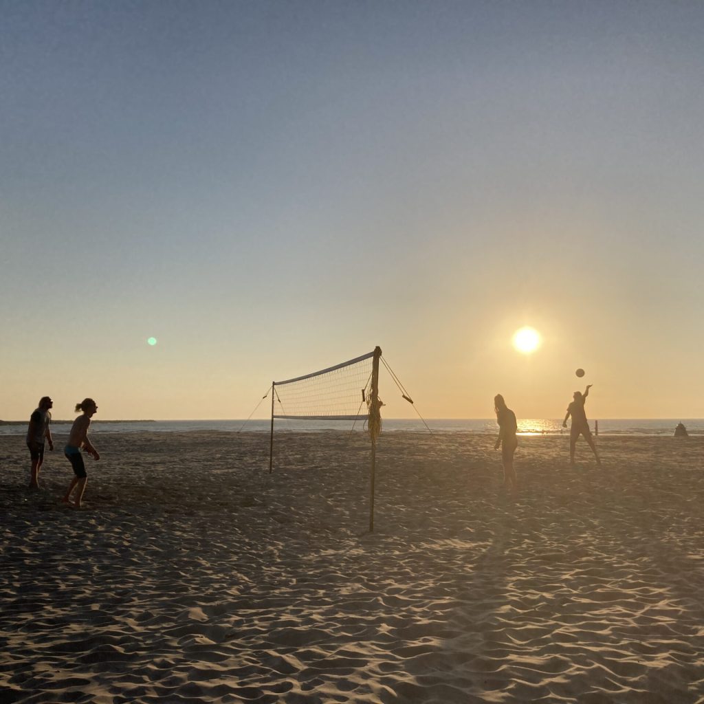 Nog een potje beachvolleybal?